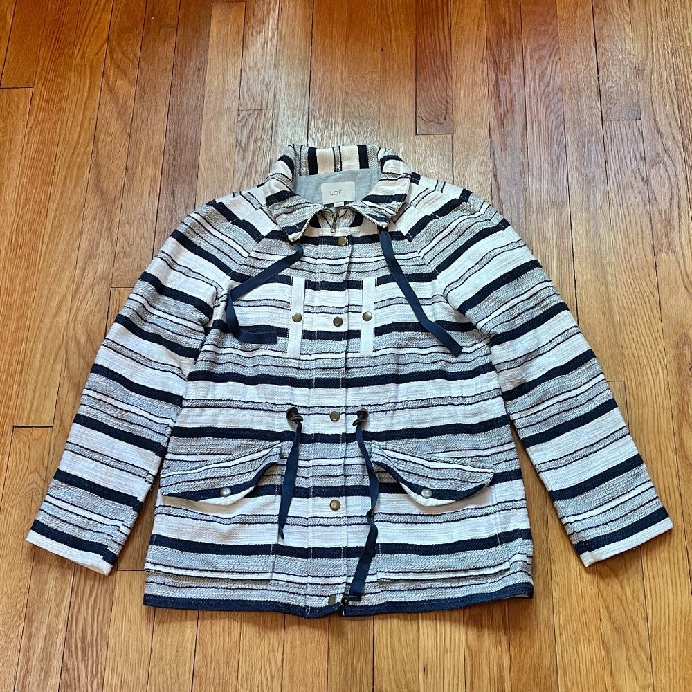 Ann Taylor LOFT Navy Blue and White Striped Full Zip Jacket, Women's XS